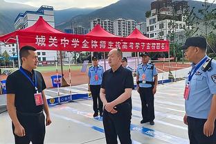 普拉姆利：今早才知道自己本场会首发 很感激得到这个机会